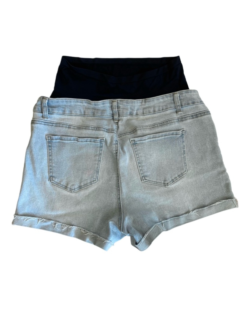 Time and Tru Light Blue Denim Maternity Rolled Cuff Shorts | Women’s L (12-14) - Picture 3 of 4